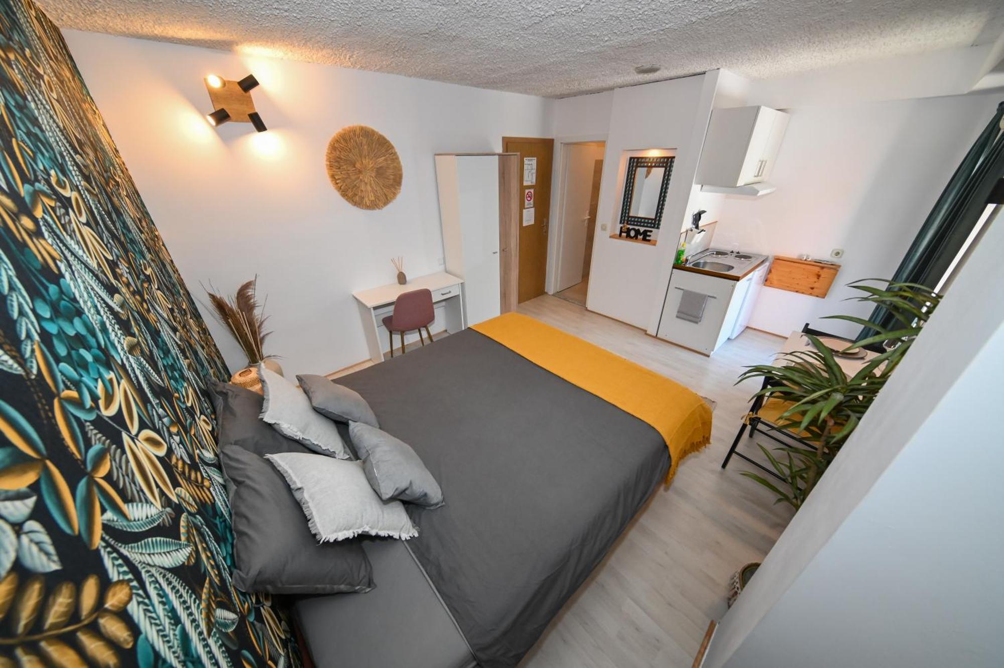 The Lazy Monkey Hostel & Apartments Zadar Zewnętrze zdjęcie